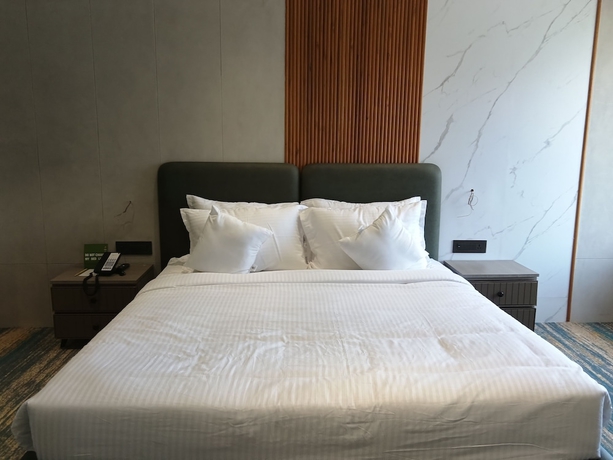 Imagen de la habitación del Hotel Comfort INN Empire Morbi. Foto 5