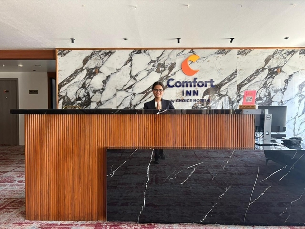 Imagen de los interiores del Hotel Comfort INN Empire Morbi. Foto 15