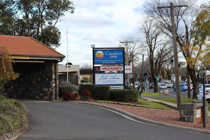 Imagen general del Hotel Comfort Inn A Julie-Anna. Foto 14