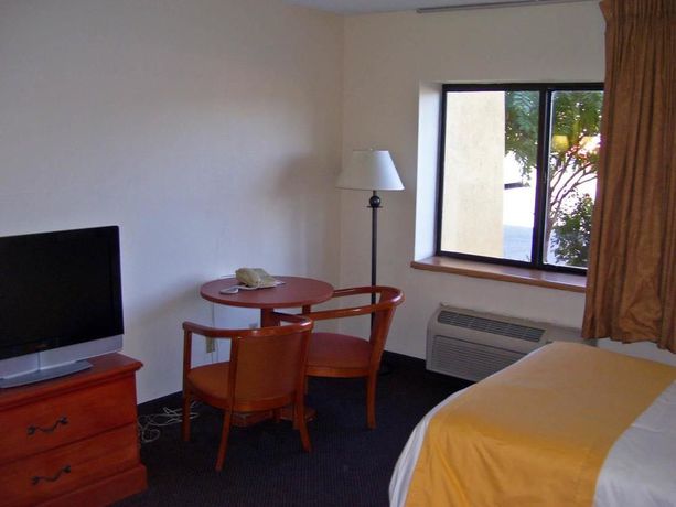 Imagen de la habitación del Hotel Comfort Inn Airport. Foto 9