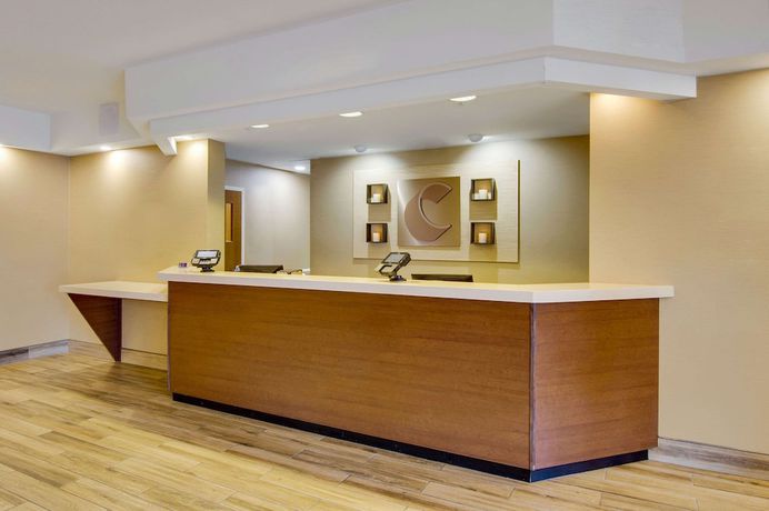 Imagen de los interiores del Hotel Comfort Inn Airport, Roanoke. Foto 19