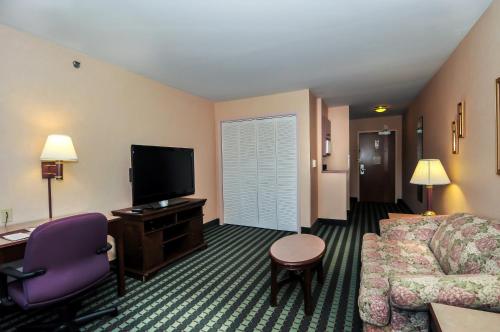 Imagen de la habitación del Hotel Comfort Inn Airport Roanoke. Foto 7