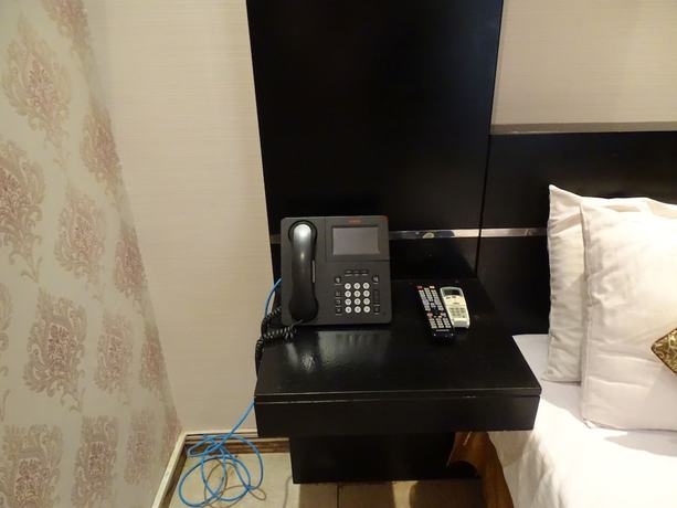 Imagen de la habitación del Hotel Comfort Inn Al Yarmouk. Foto 13