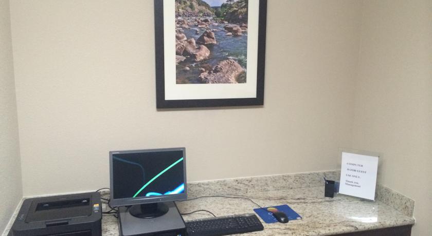 Imagen de los interiores del Hotel Comfort Inn Albuquerque Airport. Foto 6