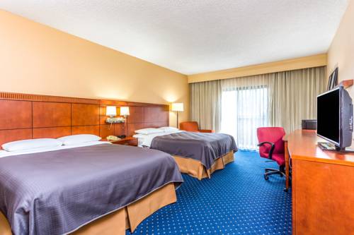 Imagen de la habitación del Hotel Comfort Inn, Alpharetta. Foto 12
