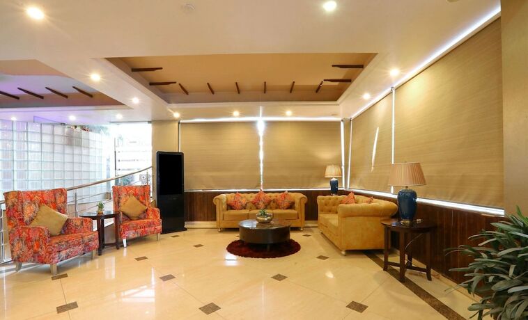 Imagen de los interiores del Hotel Comfort Inn Alstonia, Amritsar. Foto 17