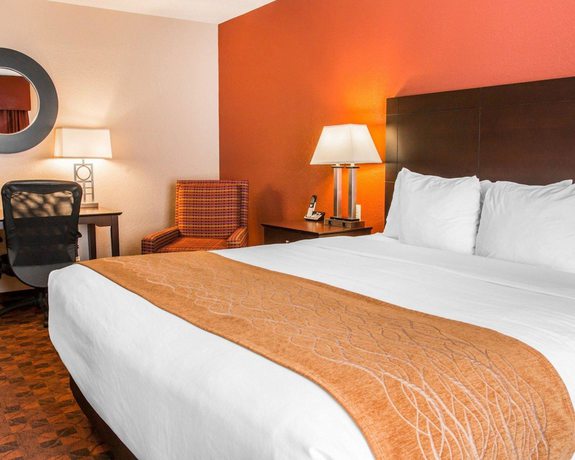 Imagen de la habitación del Hotel Comfort Inn And Suites And Conference Center. Foto 3