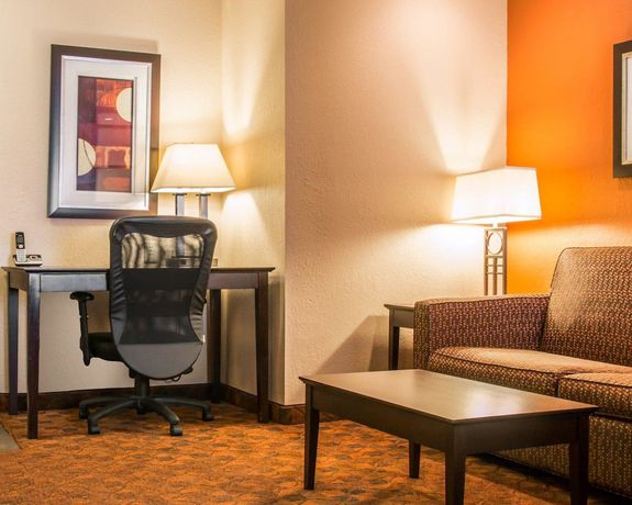 Imagen de la habitación del Hotel Comfort Inn And Suites And Conference Center. Foto 5