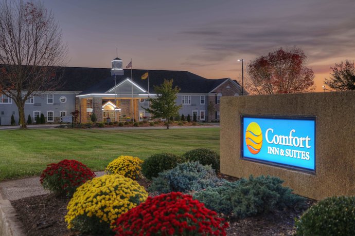 Imagen general del Hotel Comfort Inn And Suites And Conference Center. Foto 1