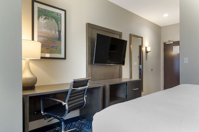 Imagen de la habitación del Hotel Comfort Inn And Suites Balch Springs - Se Dallas. Foto 18