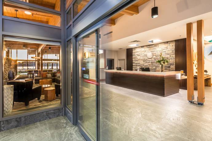 Imagen de los interiores del Hotel Comfort Inn And Suites, Campbell River. Foto 17