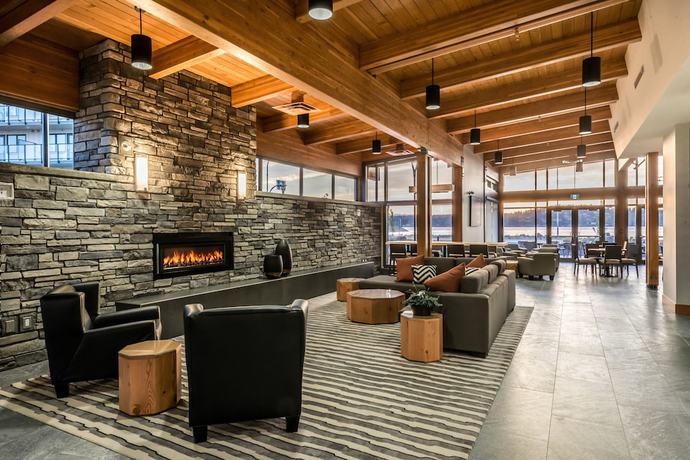 Imagen de los interiores del Hotel Comfort Inn And Suites, Campbell River. Foto 18