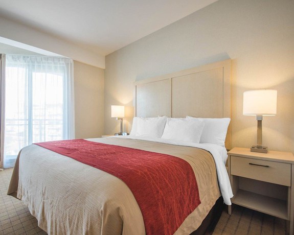 Imagen de la habitación del Hotel Comfort Inn And Suites, Campbell River. Foto 14