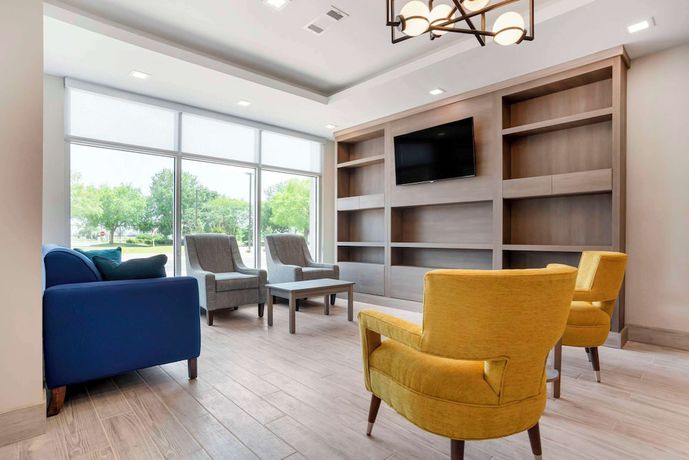 Imagen de los interiores del Hotel Comfort Inn And Suites Destin Near Henderson Beach. Foto 20