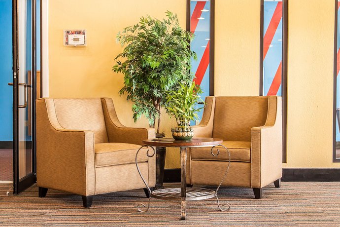 Imagen de los interiores del Hotel Comfort Inn And Suites Elk City. Foto 18
