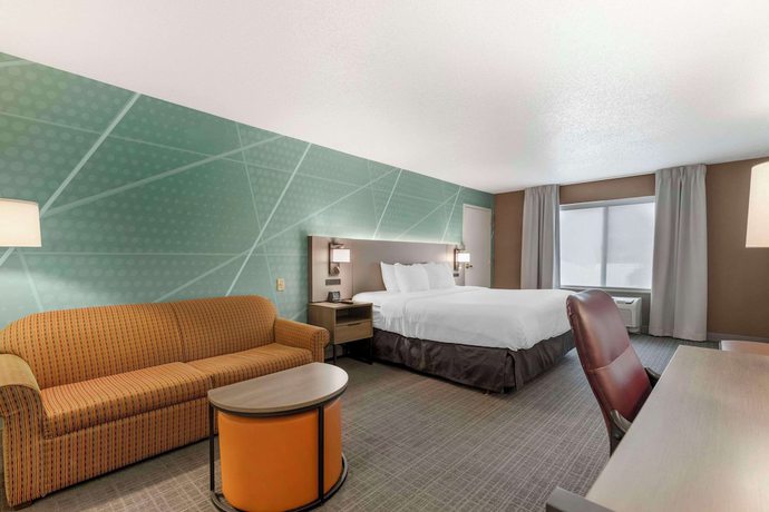 Imagen de la habitación del Hotel Comfort Inn And Suites, Lake George. Foto 5