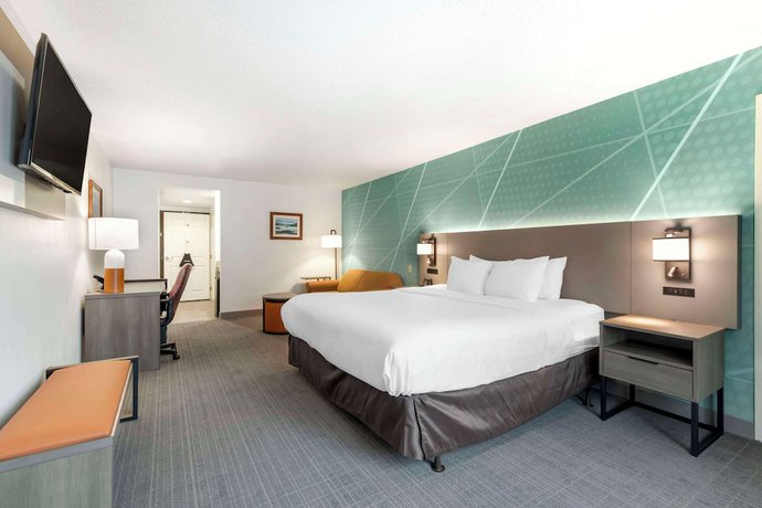 Imagen de la habitación del Hotel Comfort Inn And Suites, Lake George. Foto 6