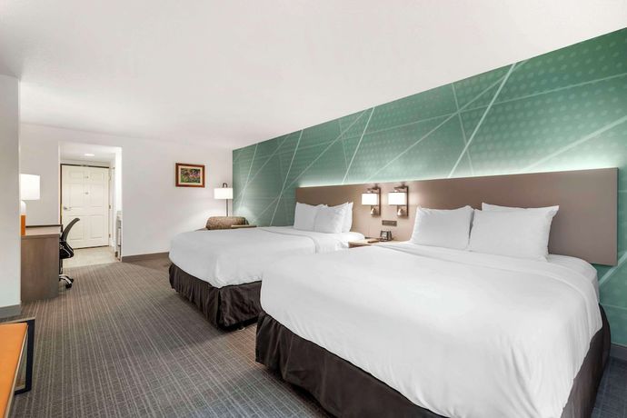 Imagen de la habitación del Hotel Comfort Inn And Suites, Lake George. Foto 8