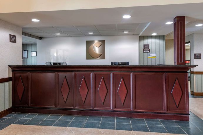 Imagen de los interiores del Hotel Comfort Inn And Suites, Lake George. Foto 14