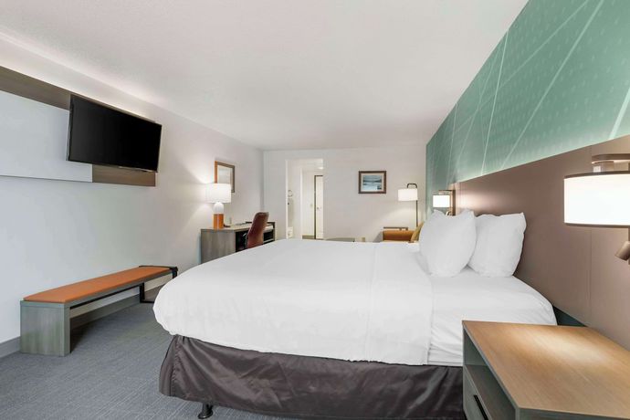 Imagen de la habitación del Hotel Comfort Inn And Suites, Lake George. Foto 9