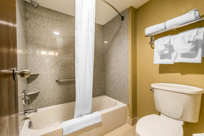 Imagen de la habitación del Hotel Comfort Inn And Suites, Lexington. Foto 10