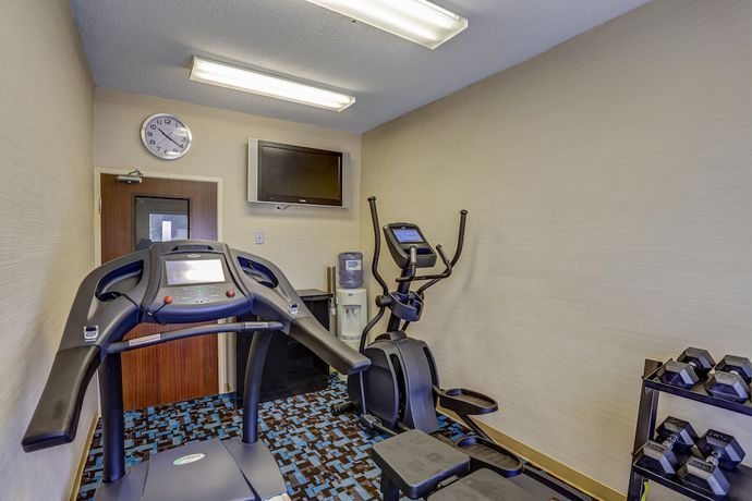 Imagen de los interiores del Hotel Comfort Inn And Suites, Memphis. Foto 14