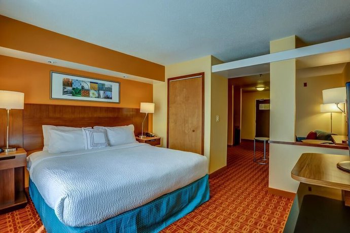 Imagen de la habitación del Hotel Comfort Inn And Suites, Memphis. Foto 10