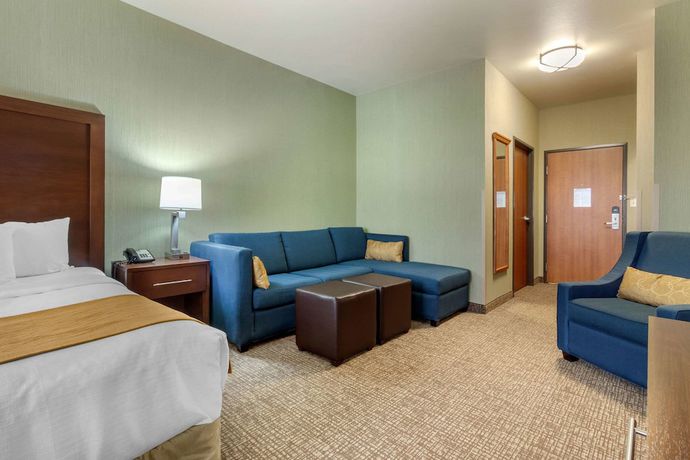 Imagen de la habitación del Hotel Comfort Inn And Suites, Mitchell. Foto 8