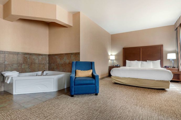 Imagen de la habitación del Hotel Comfort Inn And Suites, Mitchell. Foto 9