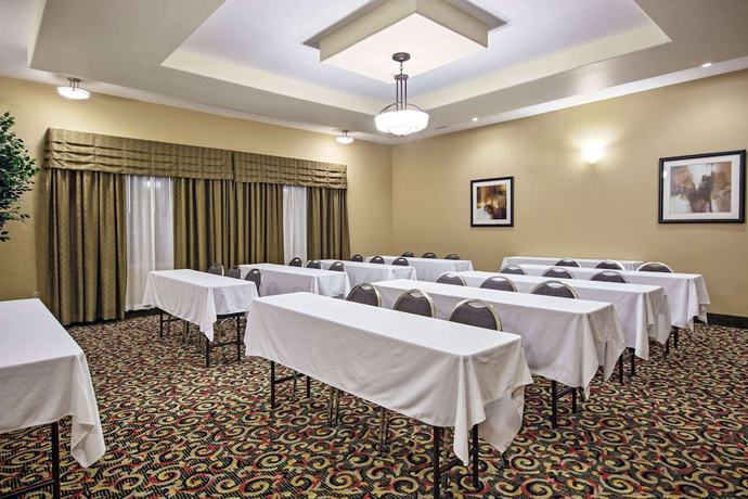 Imagen de los interiores del Hotel Comfort Inn And Suites New Iberia - Avery Island. Foto 15