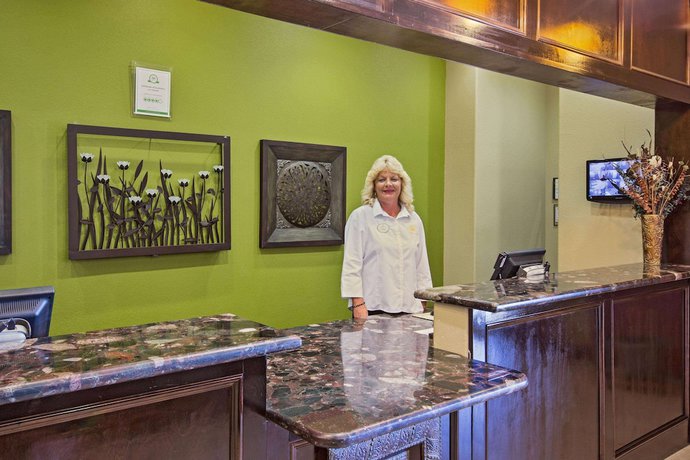Imagen de los interiores del Hotel Comfort Inn And Suites New Iberia - Avery Island. Foto 17