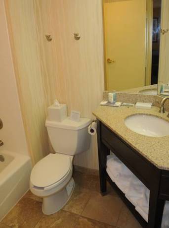 Imagen de la habitación del Hotel Comfort Inn And Suites Newark. Foto 4