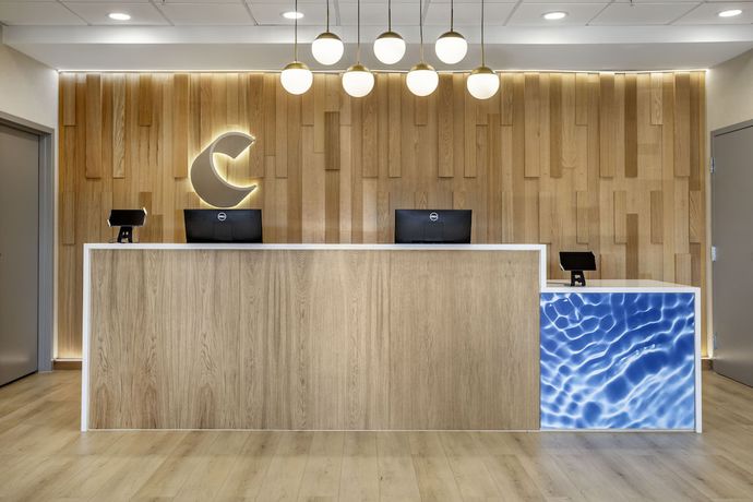 Imagen de los interiores del Hotel Comfort Inn And Suites Newark Liberty International Airport. Foto 19