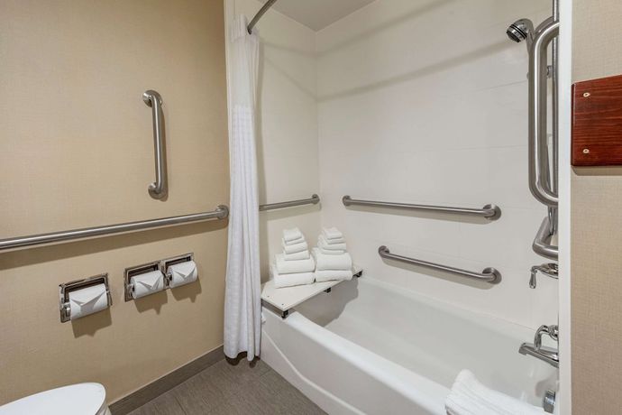 Imagen de la habitación del Hotel Comfort Inn And Suites, Pittsburgh. Foto 7