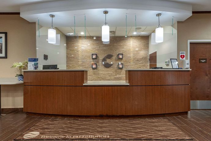 Imagen de los interiores del Hotel Comfort Inn And Suites, Pittsburgh. Foto 19