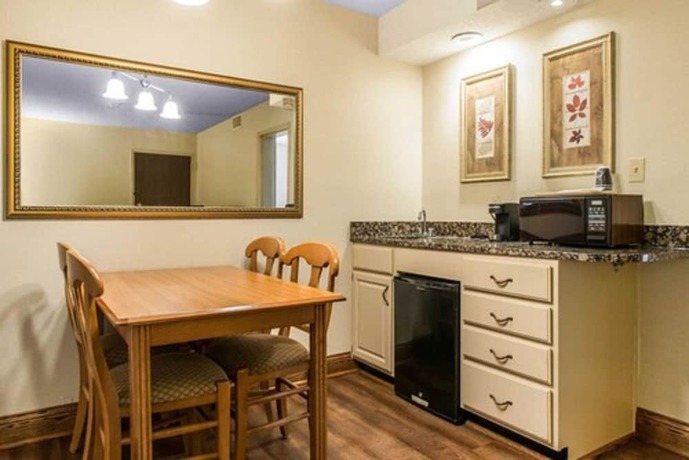 Imagen de la habitación del Hotel Comfort Inn And Suites, Richland Township. Foto 11