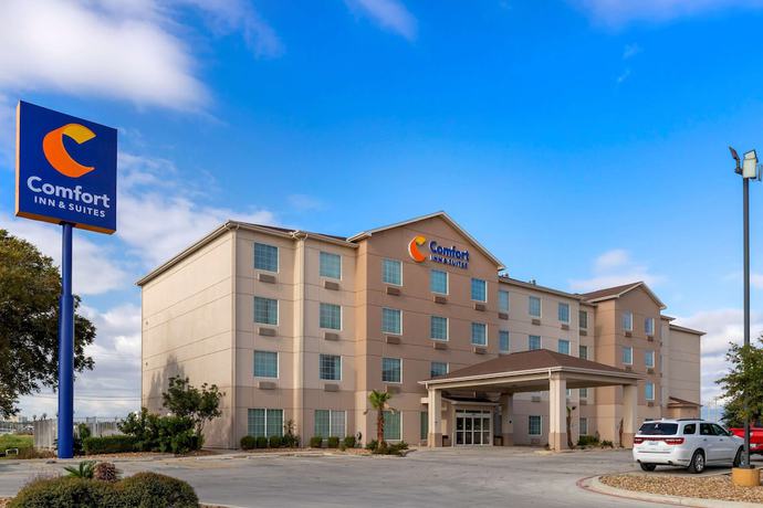 Imagen general del Hotel Comfort Inn And Suites Selma Near Randolph Afb. Foto 1
