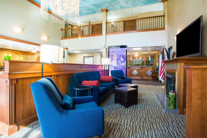 Imagen de los interiores del Hotel Comfort Inn And Suites Springfield I-44. Foto 20