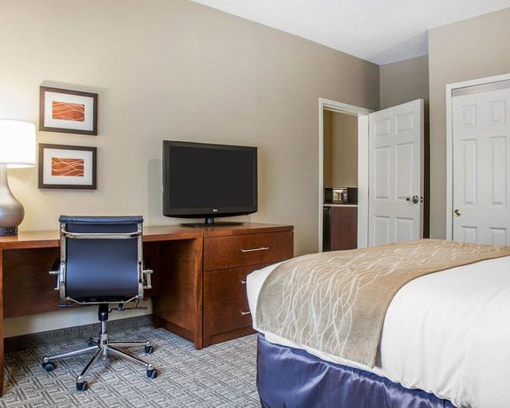 Imagen de la habitación del Hotel Comfort Inn And Suites Sturbridge - Brimfield. Foto 9