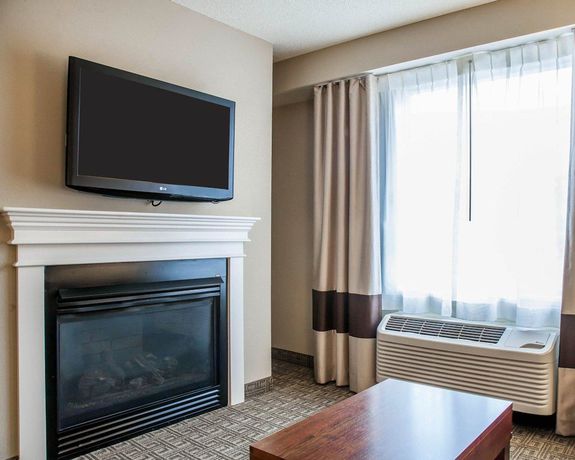 Imagen de la habitación del Hotel Comfort Inn And Suites Sturbridge - Brimfield. Foto 13