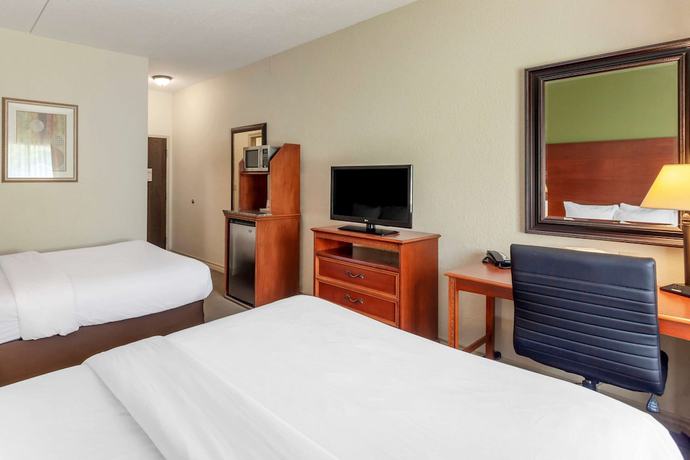 Imagen de la habitación del Hotel Comfort Inn And Suites Thousand Islands Harbour District. Foto 16