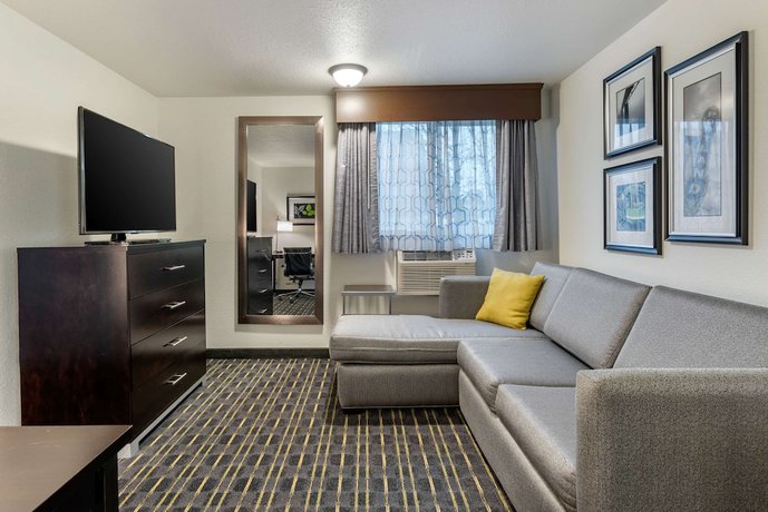 Imagen de la habitación del Hotel Comfort Inn And Suites Tigard Near Washington Square. Foto 17