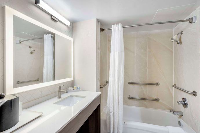 Imagen de la habitación del Hotel Comfort Inn And Suites Voorhees/mt. Laurel. Foto 9