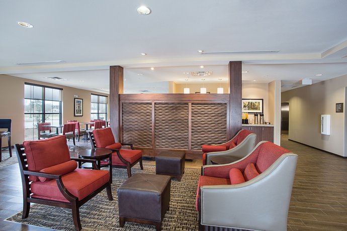 Imagen de los interiores del Hotel Comfort Inn And Suites, Zachary. Foto 15