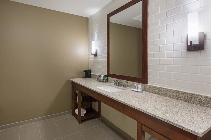 Imagen de la habitación del Hotel Comfort Inn And Suites, Zachary. Foto 5