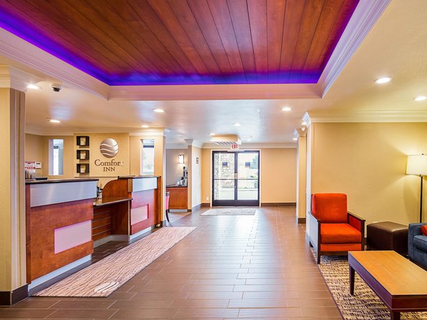 Imagen de los interiores del Hotel Comfort Inn Arcata - Humboldt Area. Foto 17
