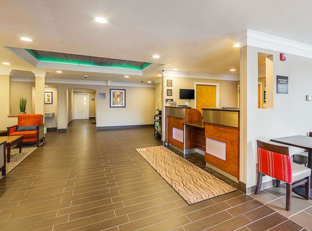 Imagen de los interiores del Hotel Comfort Inn Arcata - Humboldt Area. Foto 20