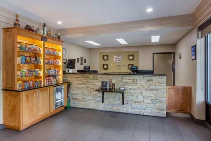 Imagen general del Hotel Comfort Inn Asheville East-blue Ridge Pkwy Access. Foto 8