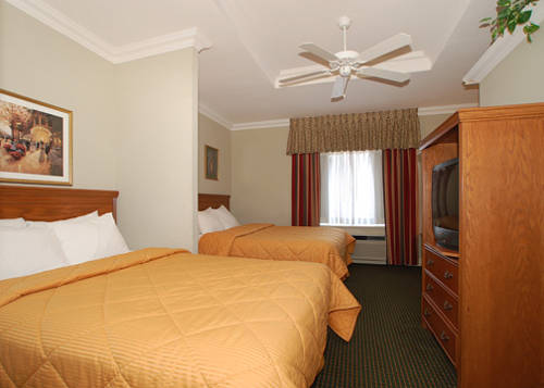 Imagen de la habitación del Hotel Comfort Inn At Founder's Tower. Foto 8