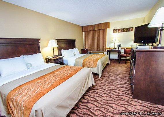 Imagen general del Hotel Comfort Inn At Thousand Hills. Foto 5